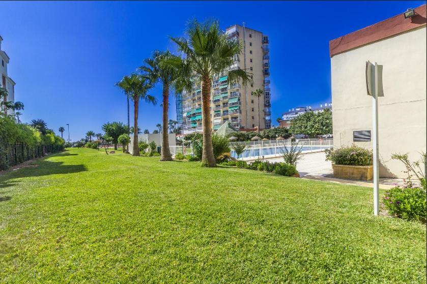 Apartamento En Benalmadena, Primera Linea De Playa Екстер'єр фото