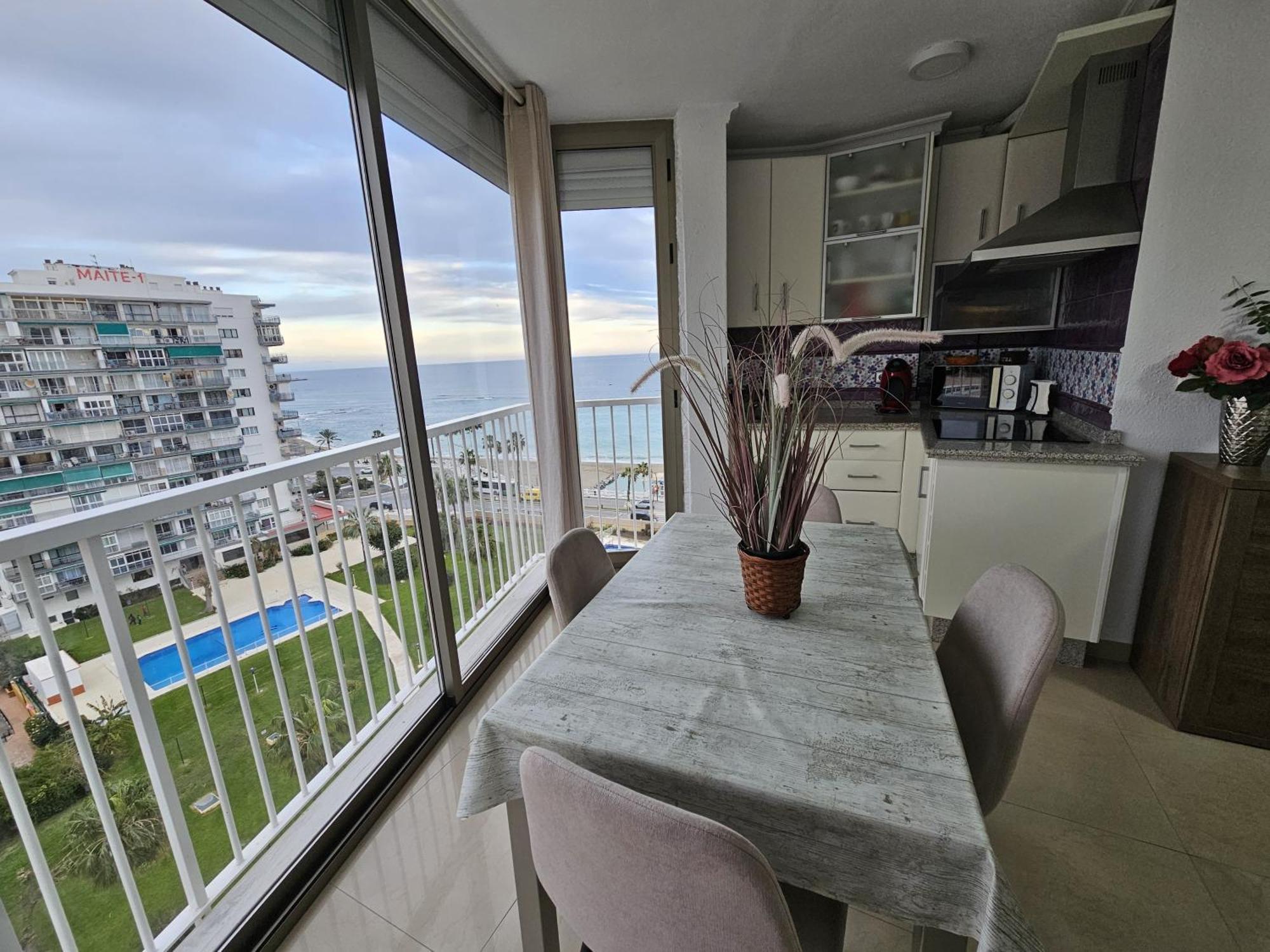 Apartamento En Benalmadena, Primera Linea De Playa Екстер'єр фото